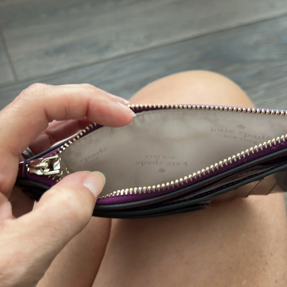 Kate Spade Purple Large Cardholder with Gold Accents. LIKE NEW - Picture 3 of 3
